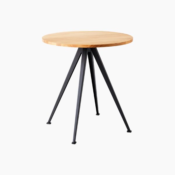 Pyramid Cafe Table 21