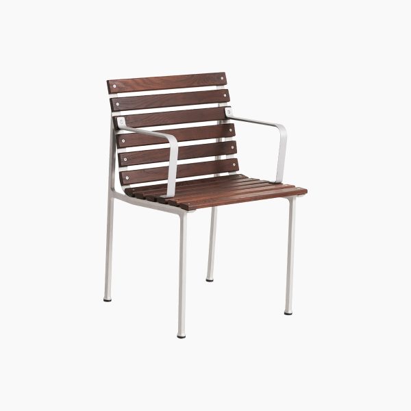 Traverse Armchair