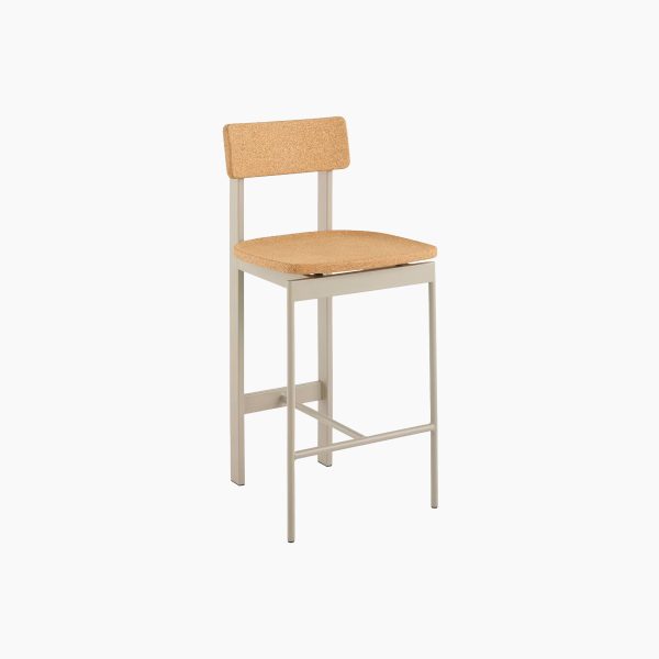 Betwixt Stool