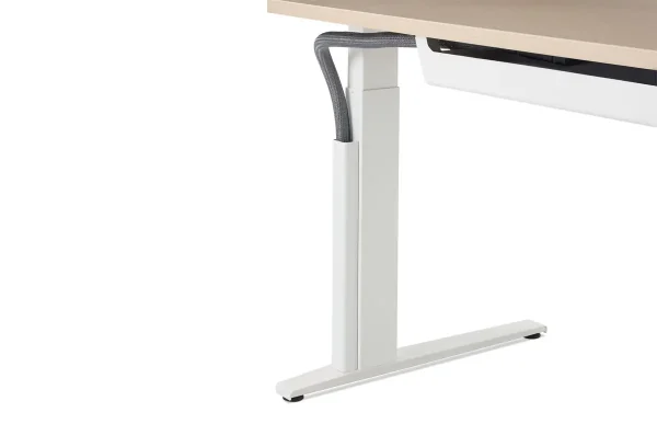 Ambit Veritcal Cable Management