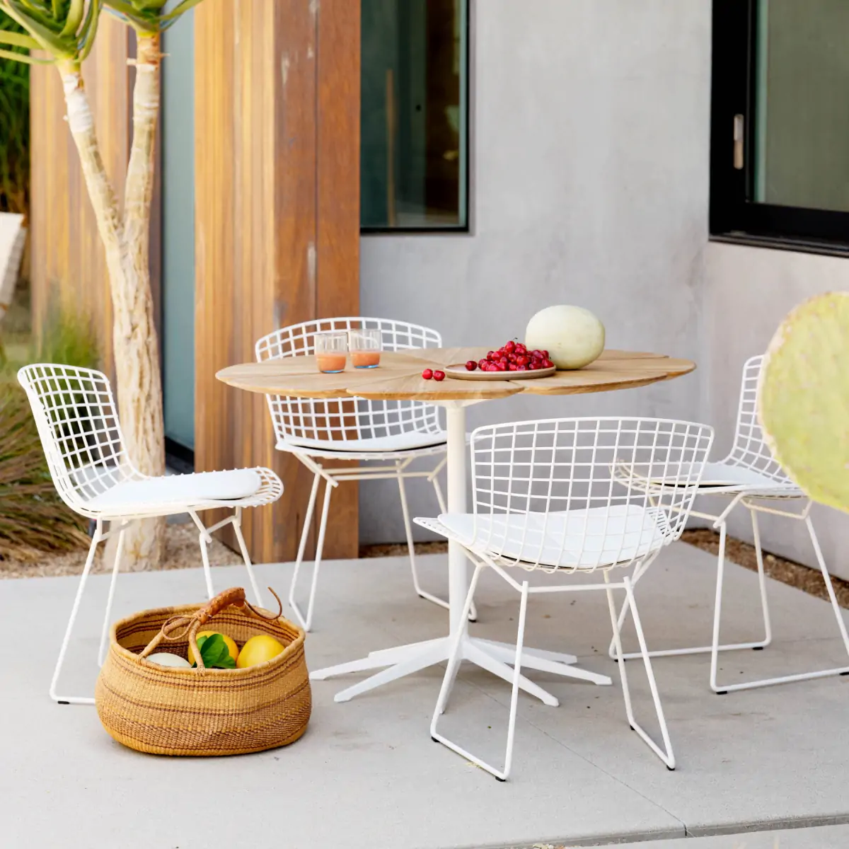 Petal Dining Table_02