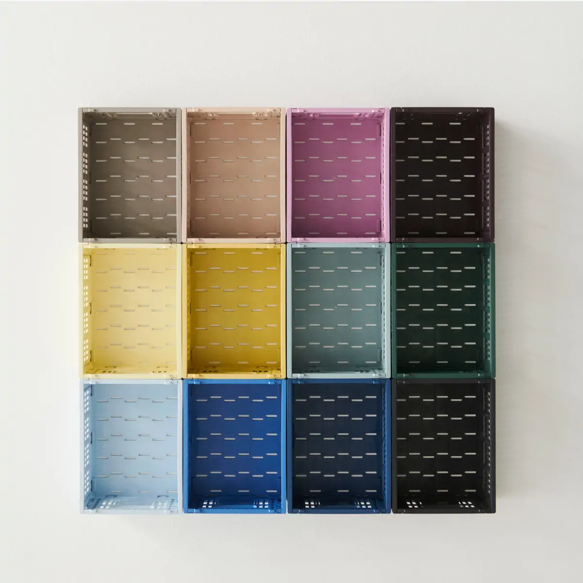 HAY Colour Crate Mini family 02