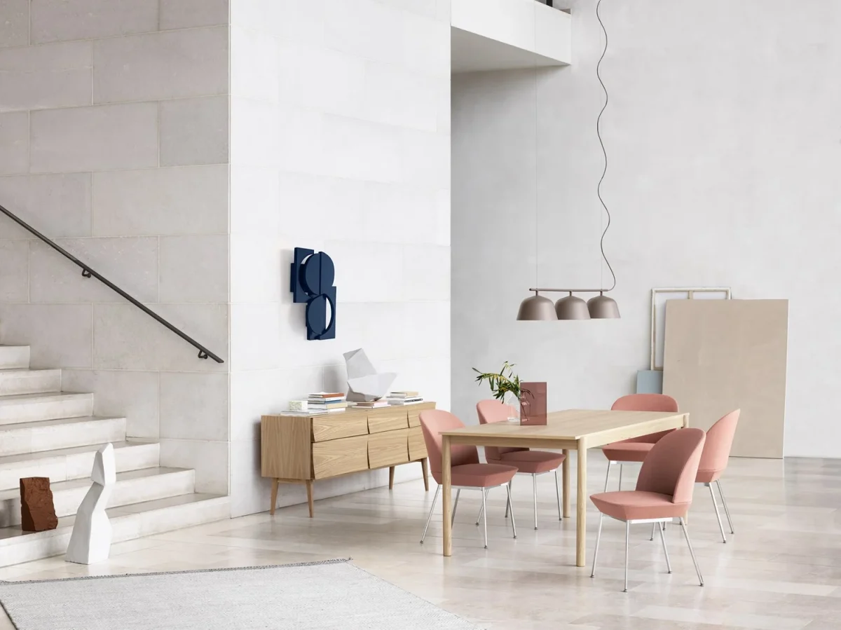 oslo-side-chair-twill-weave-530-chrome-linear-wood-table-oak-reflect-sideboard-ambit-rail-lamp-taupe-muuto-org