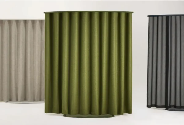 OE1 Freestanding Curtain