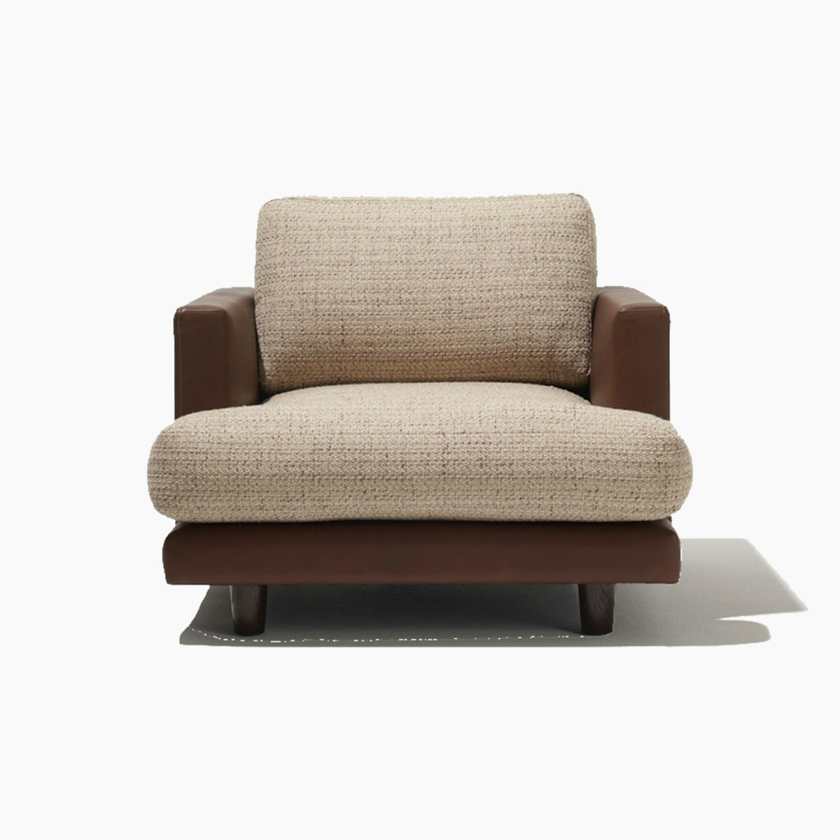 34b_D'Urso Residential Lounge Chair