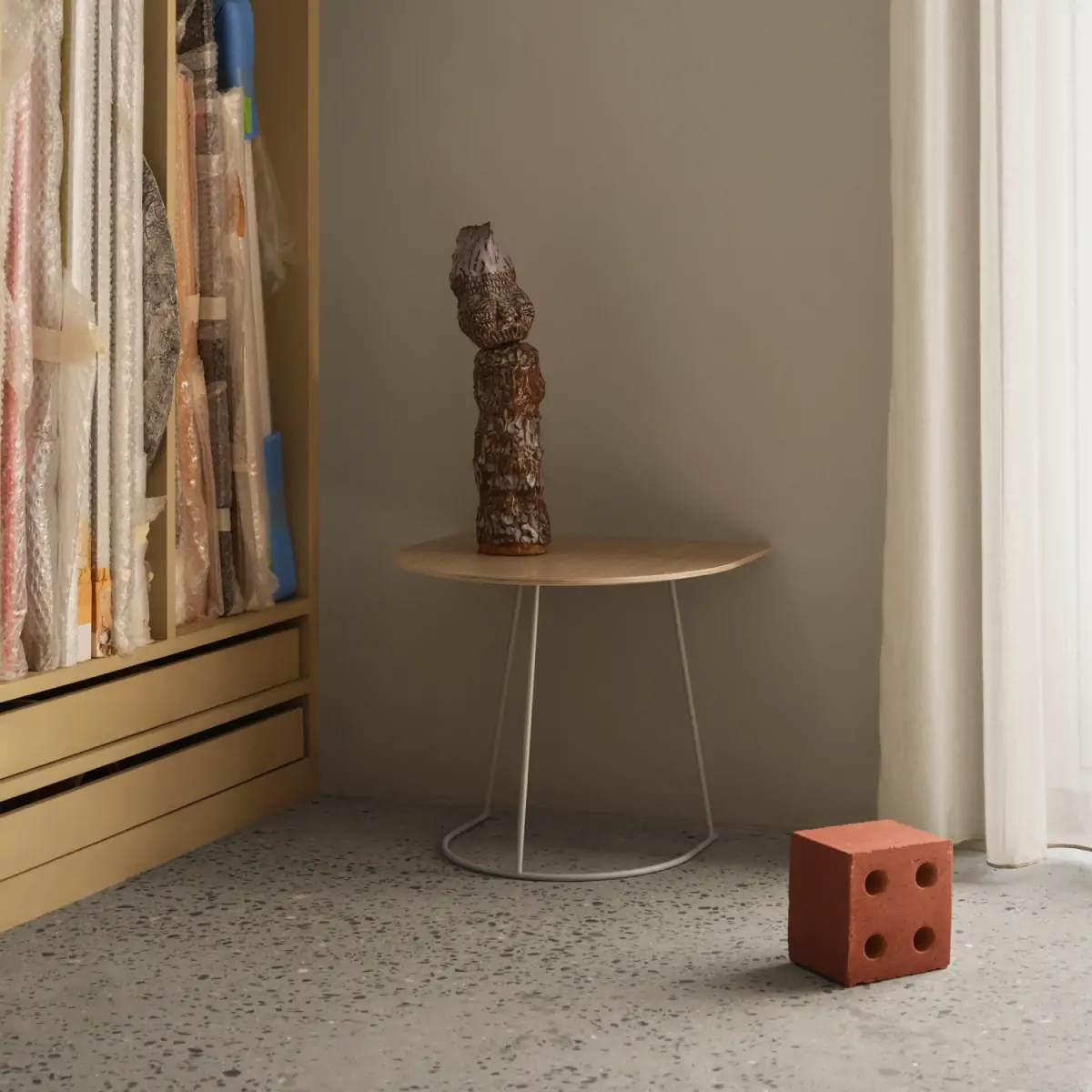 Airy Coffee Table-02