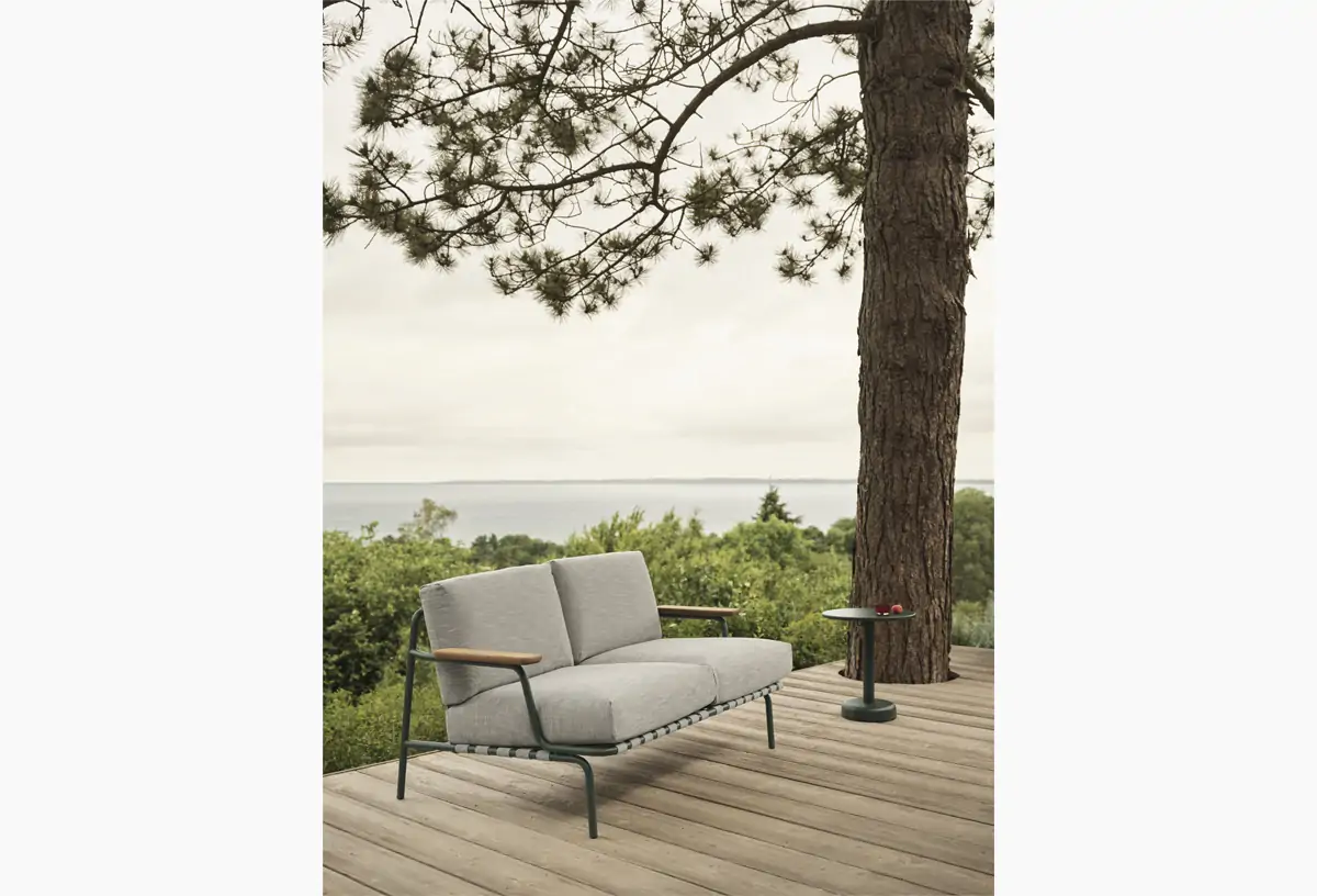 2B_Settle-sofa-2-seater-sofa_02