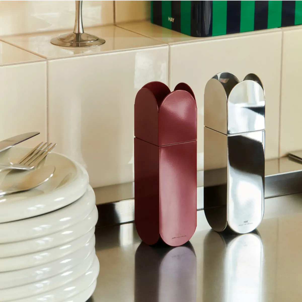 Arcs Salt and Pepper Grinder_02 (2)