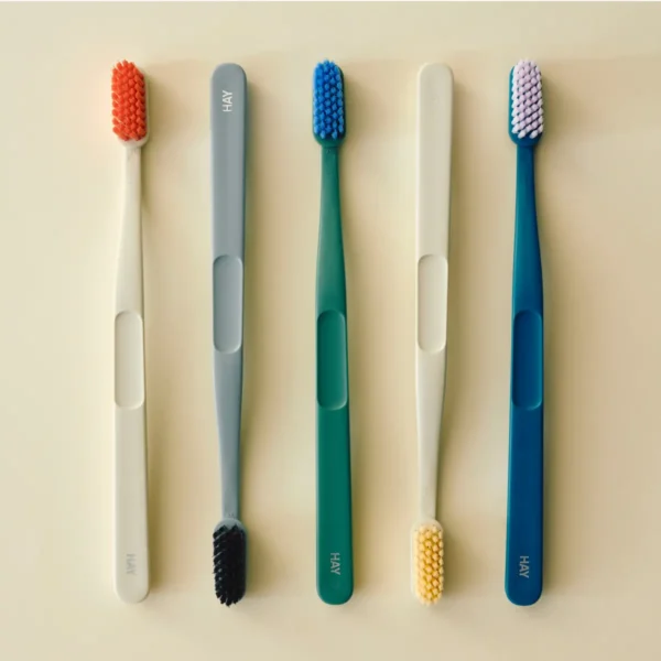 Tann Toothbrush