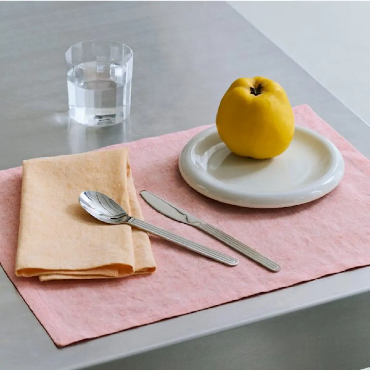 Tavolo Placement 02 (2)