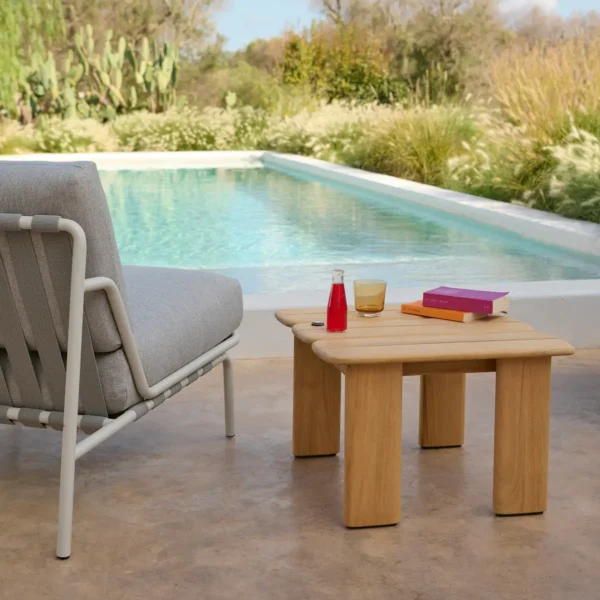 Assemble Coffee Table