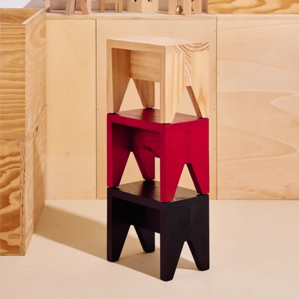 Manolito Stool