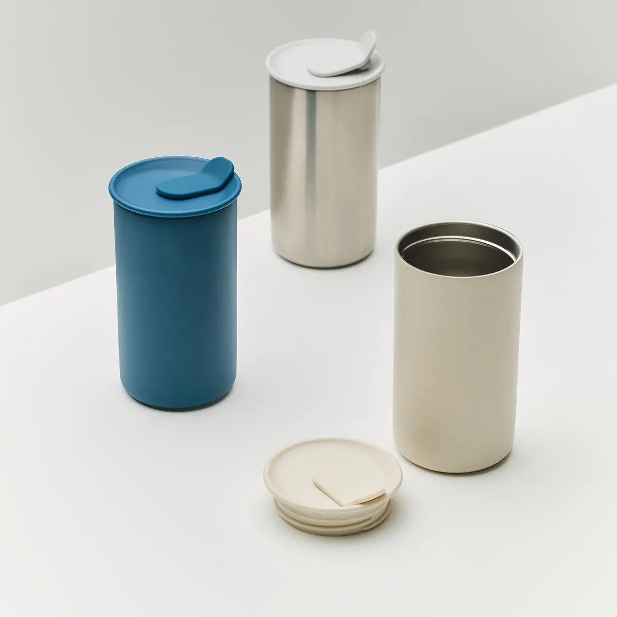 Outdoor Market Thermo Mug_02 1